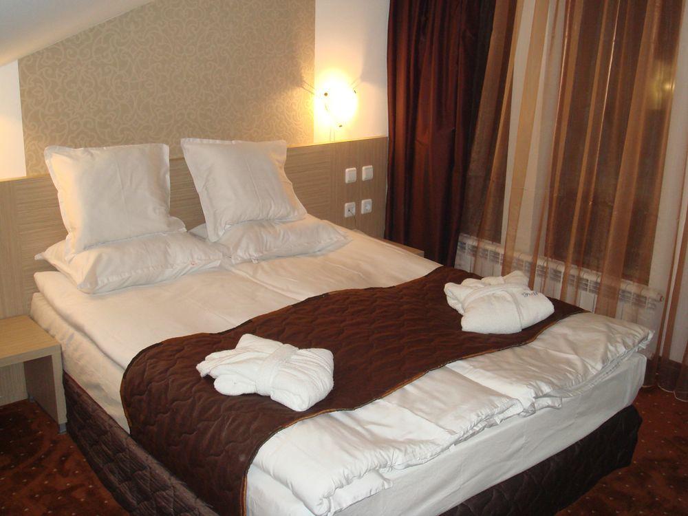 Radina'S Way Hotel Borovets Exterior photo